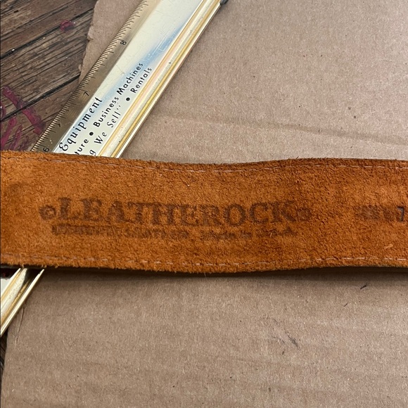 Leatherock Brown Belt with Silver Peace Buckle long marked - Picture 5 of 7